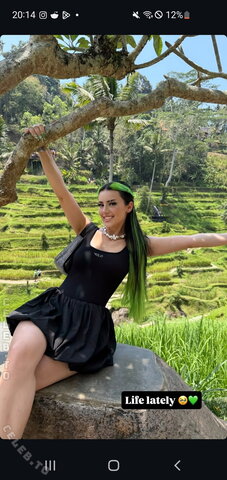 Dilaraa – Face and legs