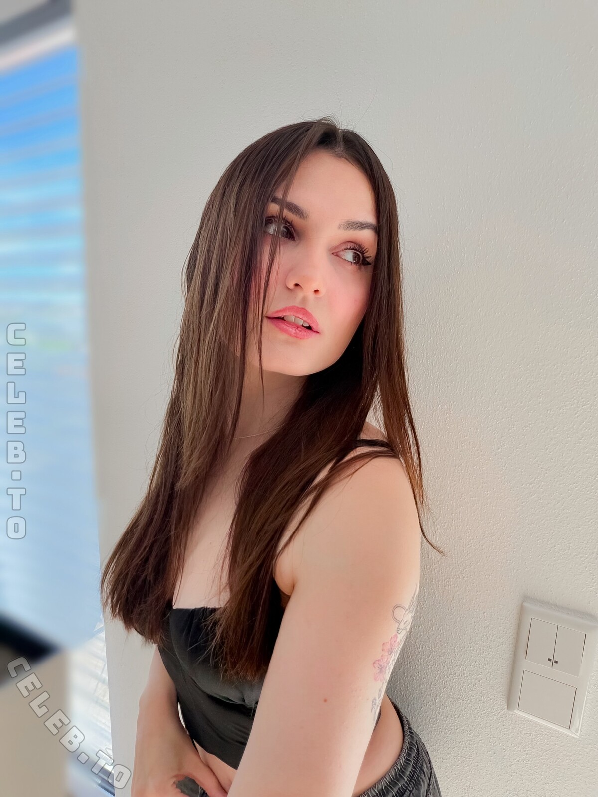 Dilara.ls nude photo 3