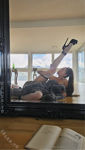 Dilaraswiss nude photo 8