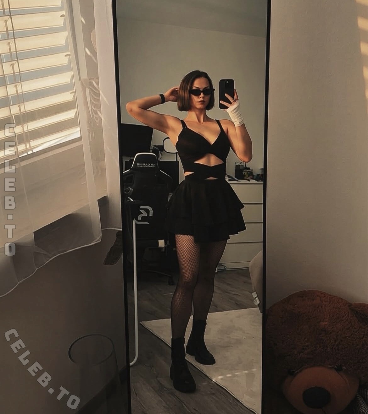 Dilexit nude photo 4