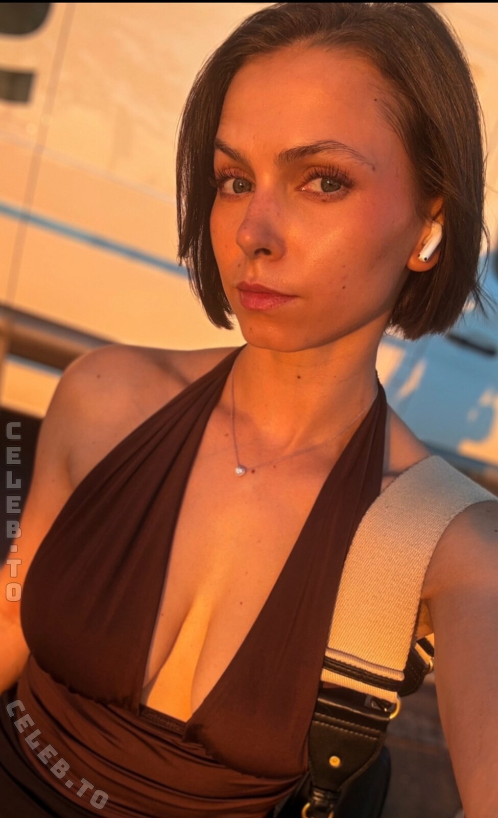 Dilexit nude photo 1
