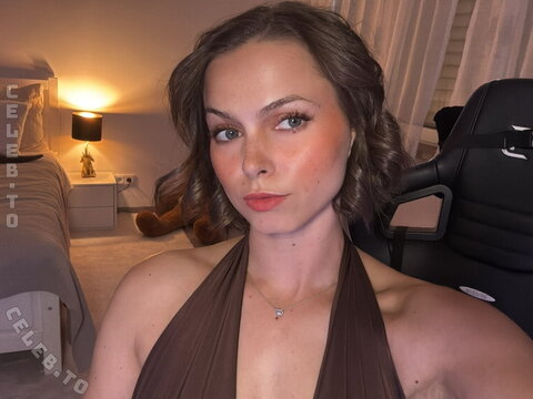 Dilexit nude photo 3