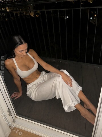 Dina Farida Becker nude photo 1