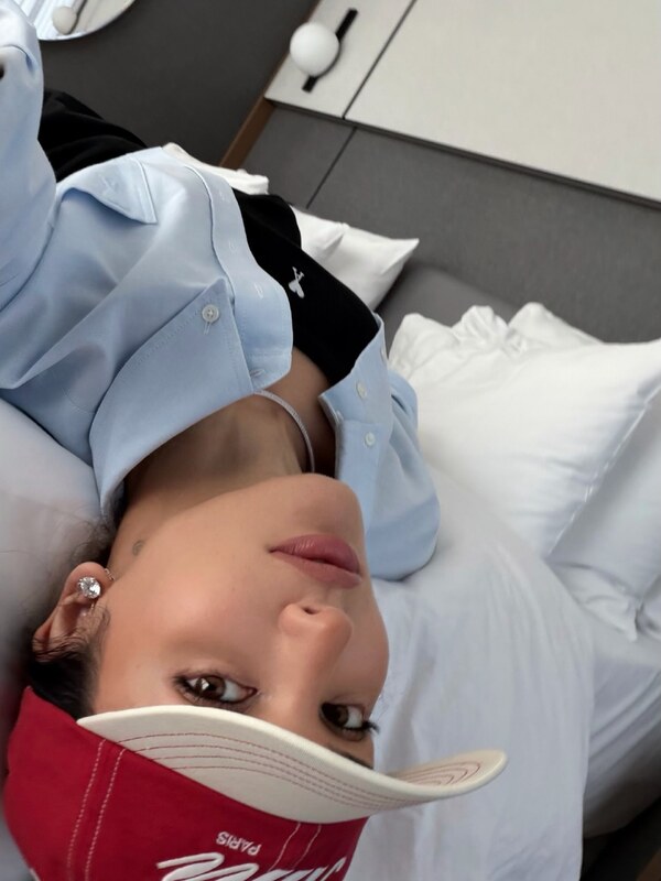 Dina Saeva nude photo 16