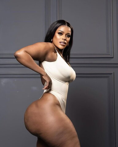 Dineo Moloisane New (8 photos)