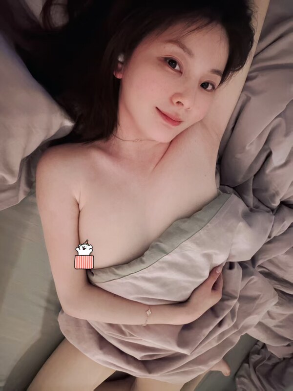 Ding1204 nude photo 17
