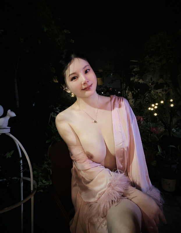 Ding1204 nude photo 5