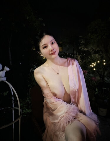Ding1204 nude photo 8