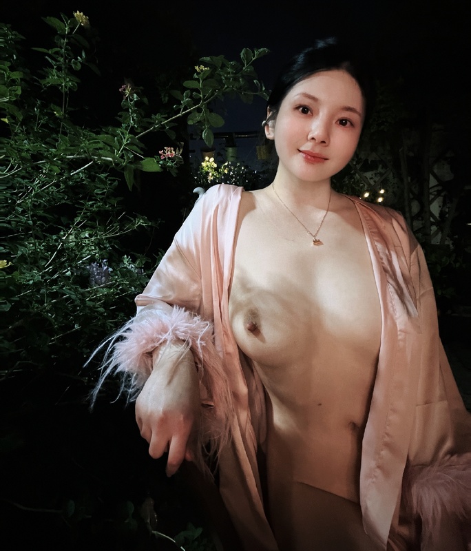 Ding1204 nude photo 7
