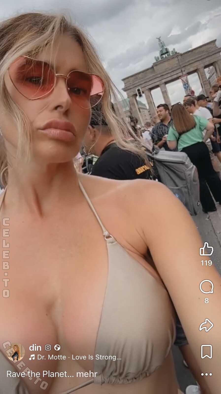 dinladylike nude photo 1