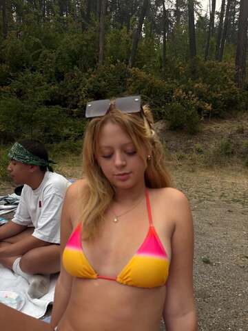 dinmammis6 nude photo 2
