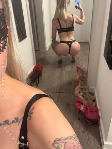 DirtyAddel nude photo 21