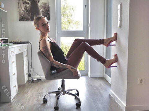 DirtyAddel nude photo 28
