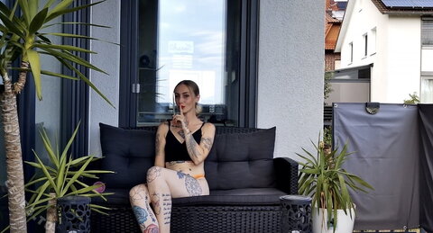 DirtyAddel – Am I crossing a BOUNDARY NOW?! My greedy PUSSY stuffed on the balcony How far will I go?! I keep crossin…