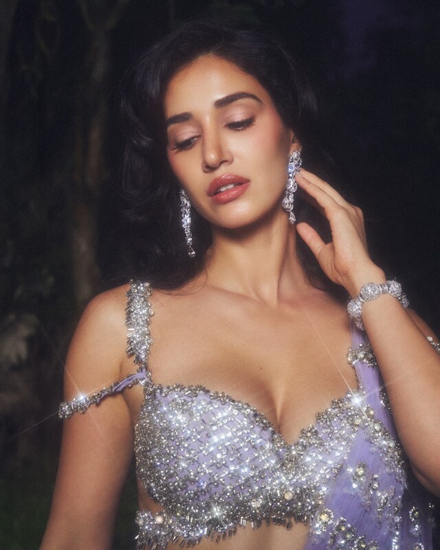 Disha Patani nude photo 8