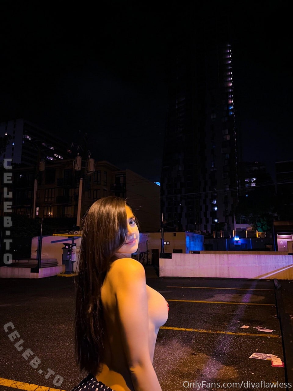Divaflawless nude photo 6