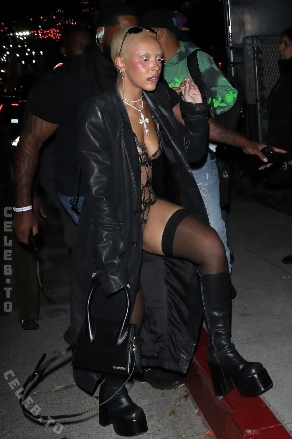 Doja Cat nude photo 3