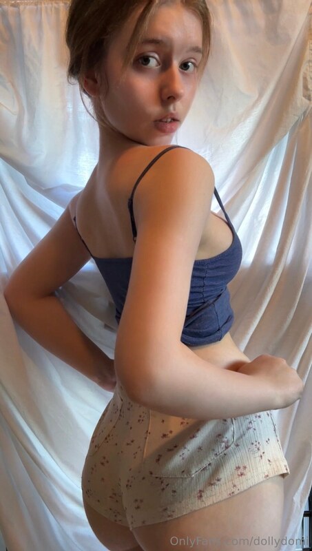 Dolly Domi nude photo 10