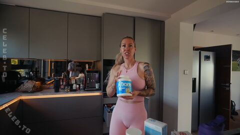 Dominique Eckerlin – Cameltoe, from the latest YouTube video.