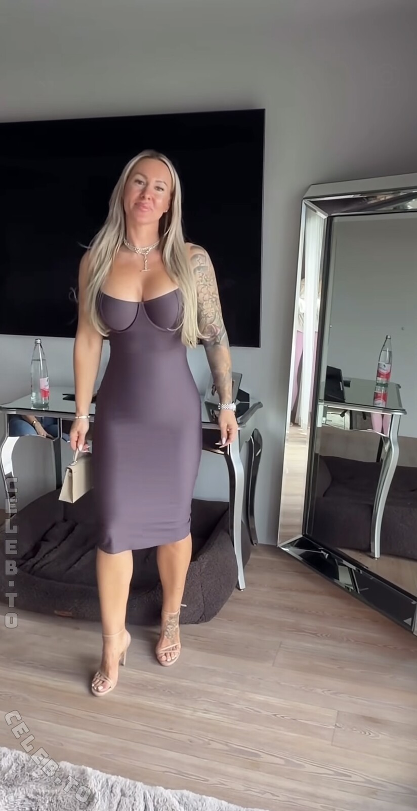 Dominique Eckerlin nude photo 2