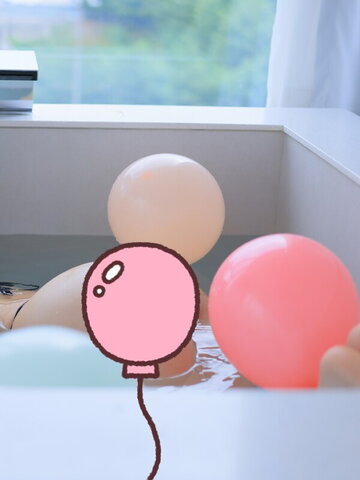 Dongeuran nude photo 5