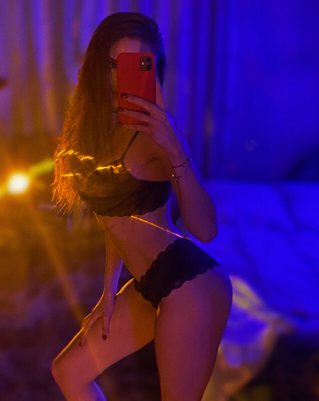 donnafetro nude photo 7