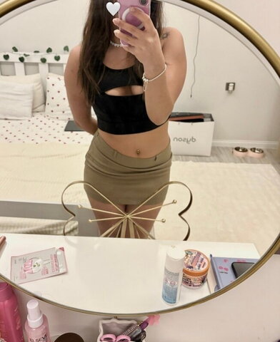 Dora Sexy (13 photos)