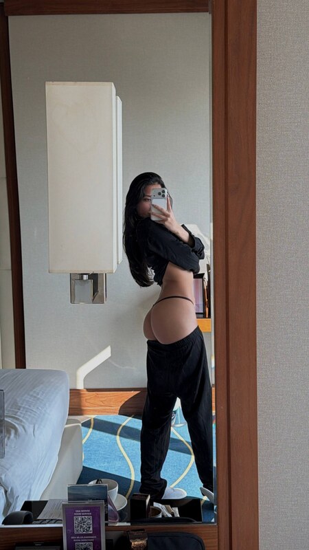Dorchestel nude photo 2