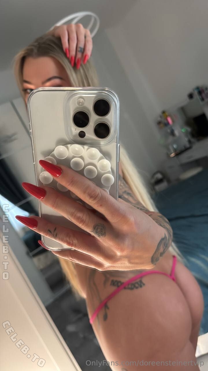 Doreen Steinert nude photo 1