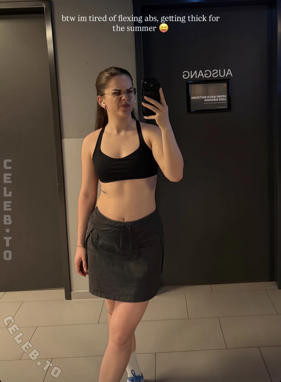 DoriASMR nude photo 1