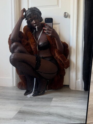 Doshadeng nude photo 6