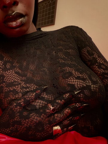 Doshadeng nude photo 2