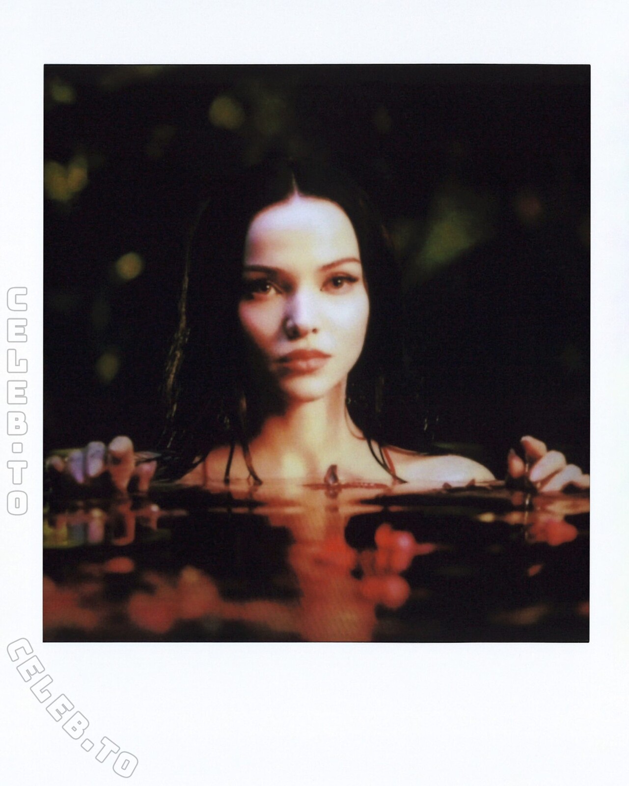 Dove Cameron nude photo 5