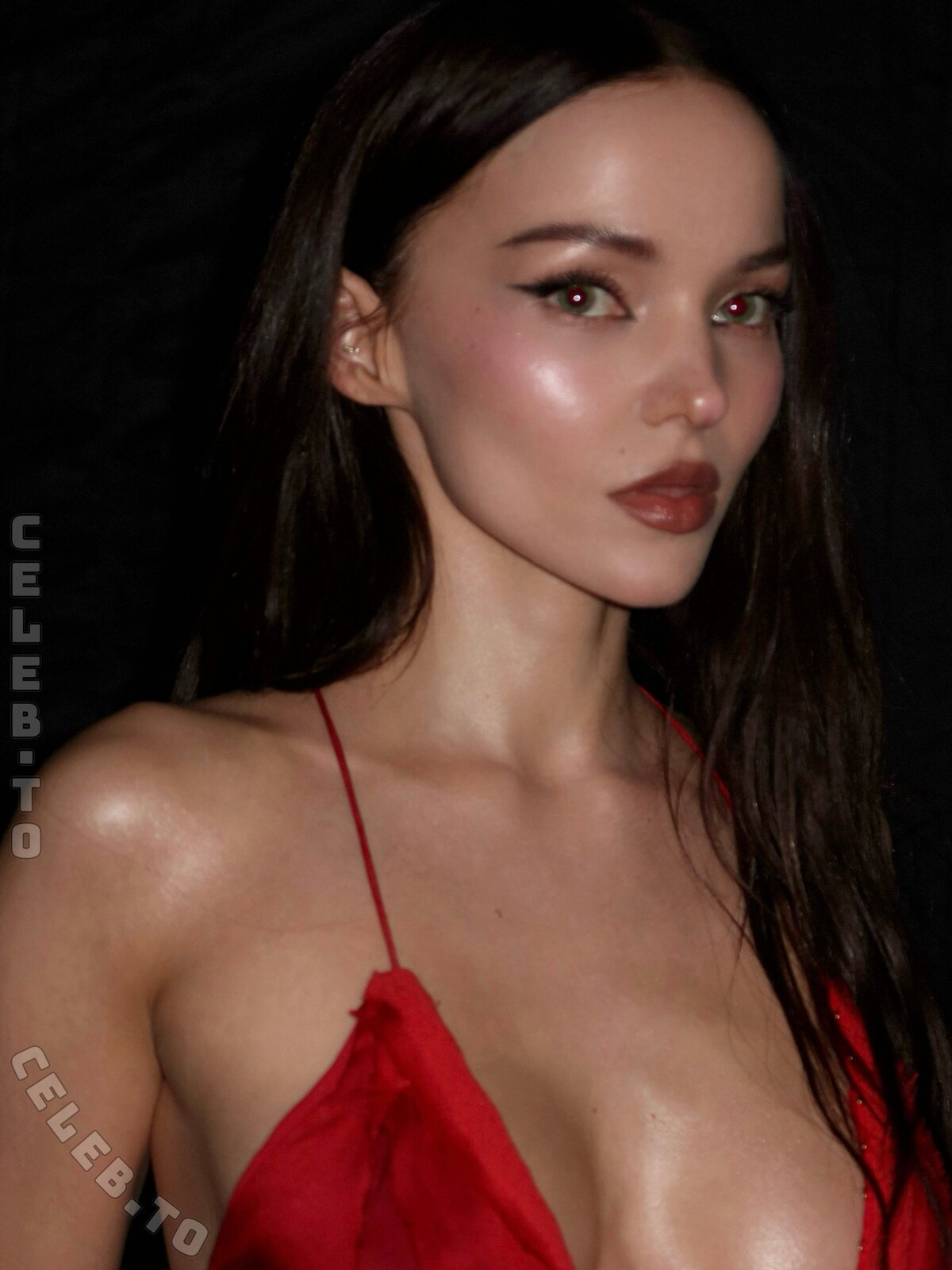 Dove Cameron nude photo 13