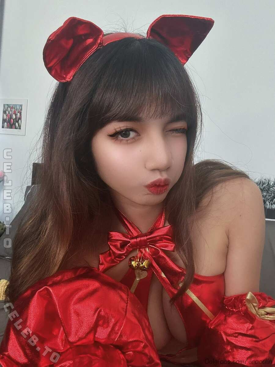 Draculin nude photo 1