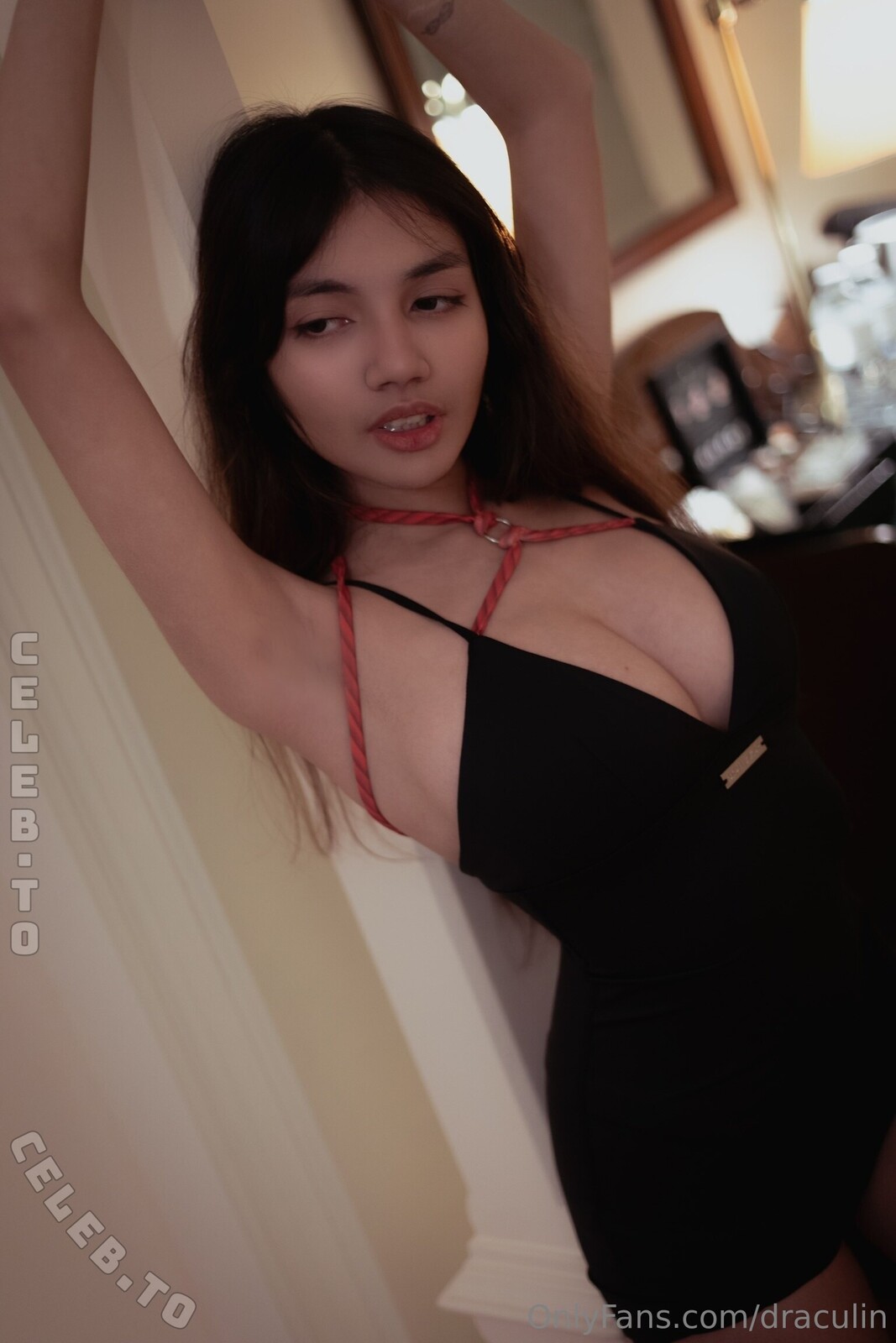 Draculin nude photo 12