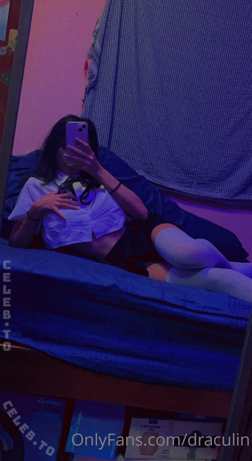 Draculin nude photo 5