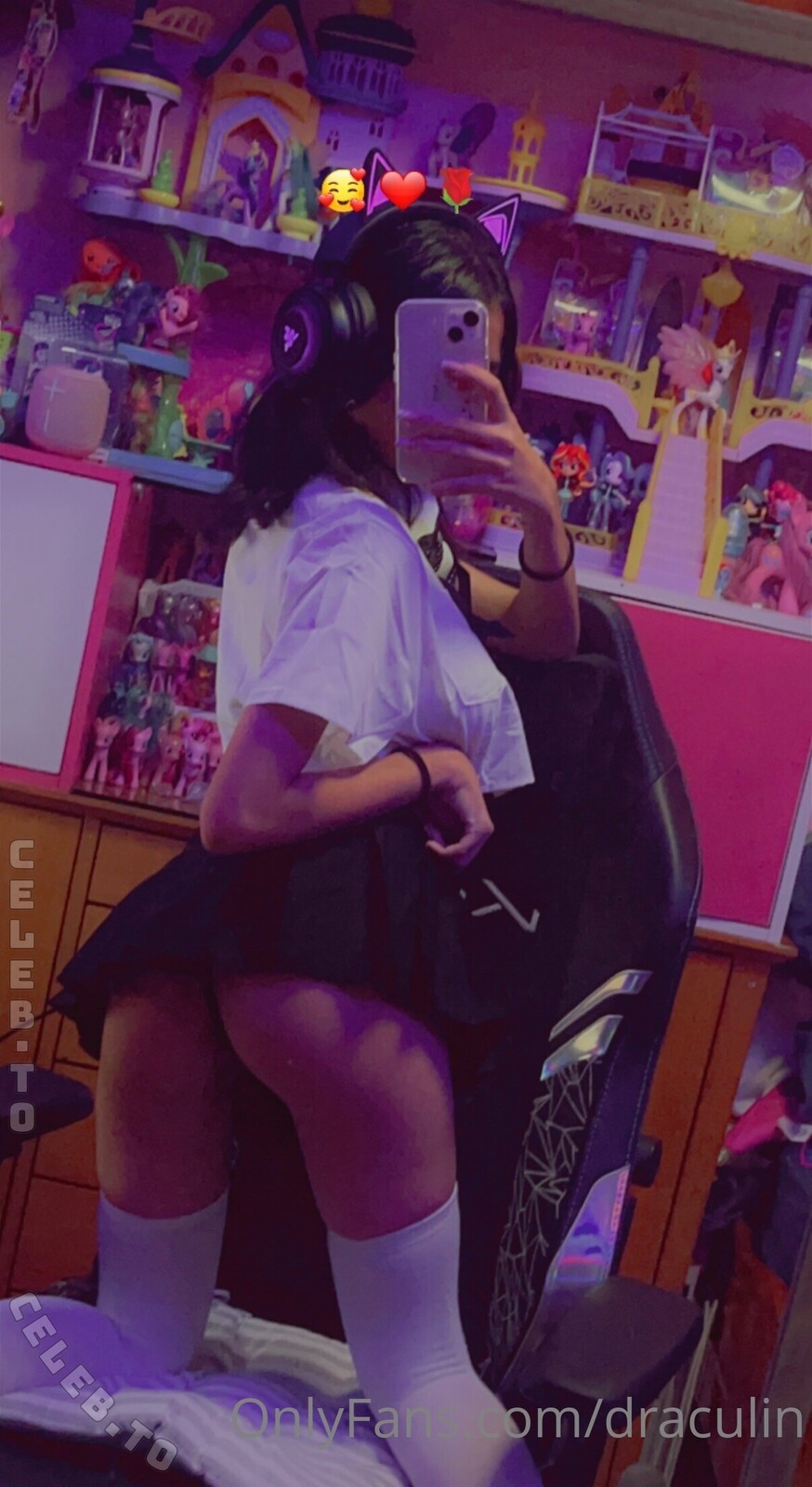 Draculin nude photo 6