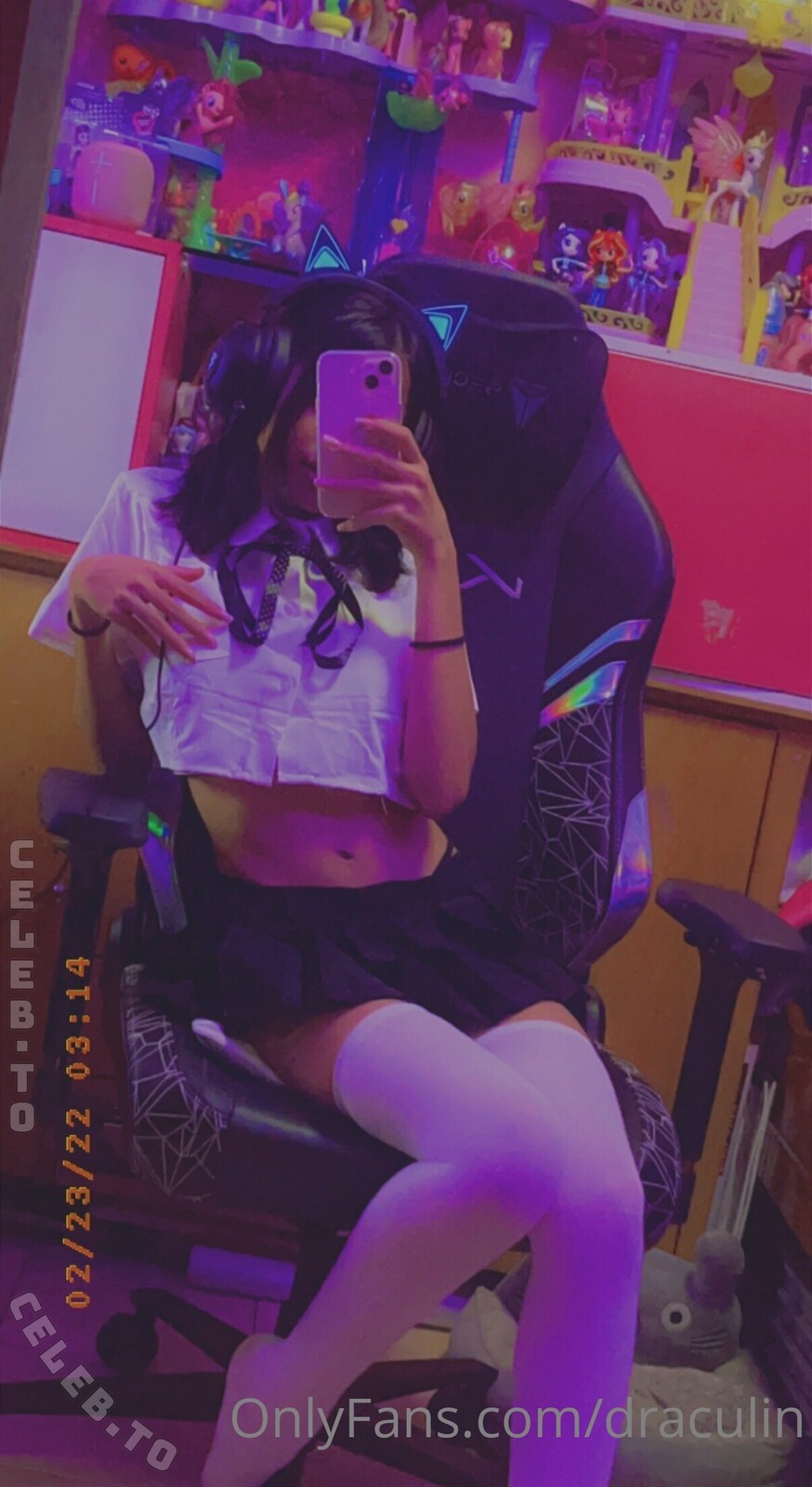 Draculin nude photo 7