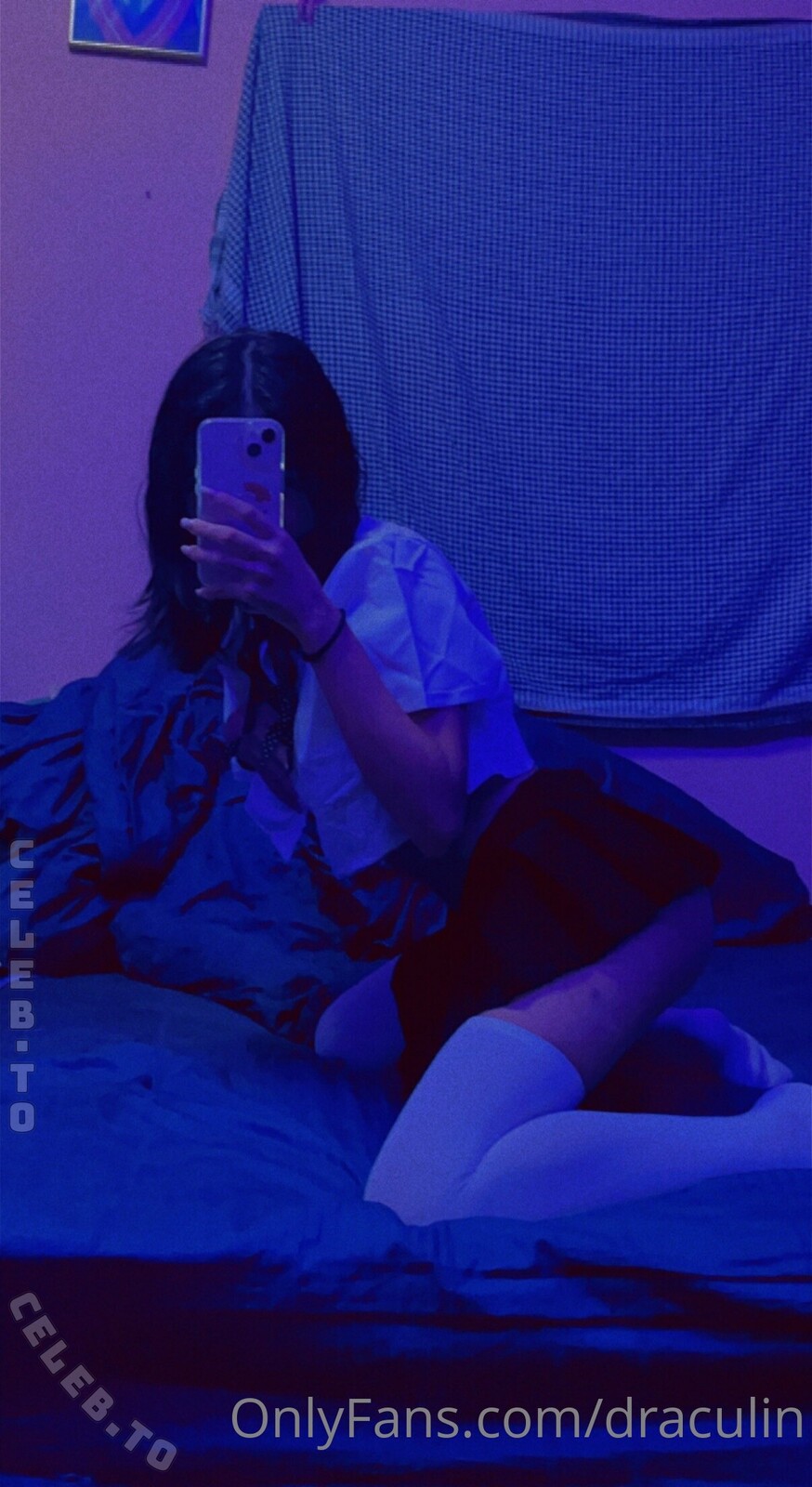 Draculin nude photo 8