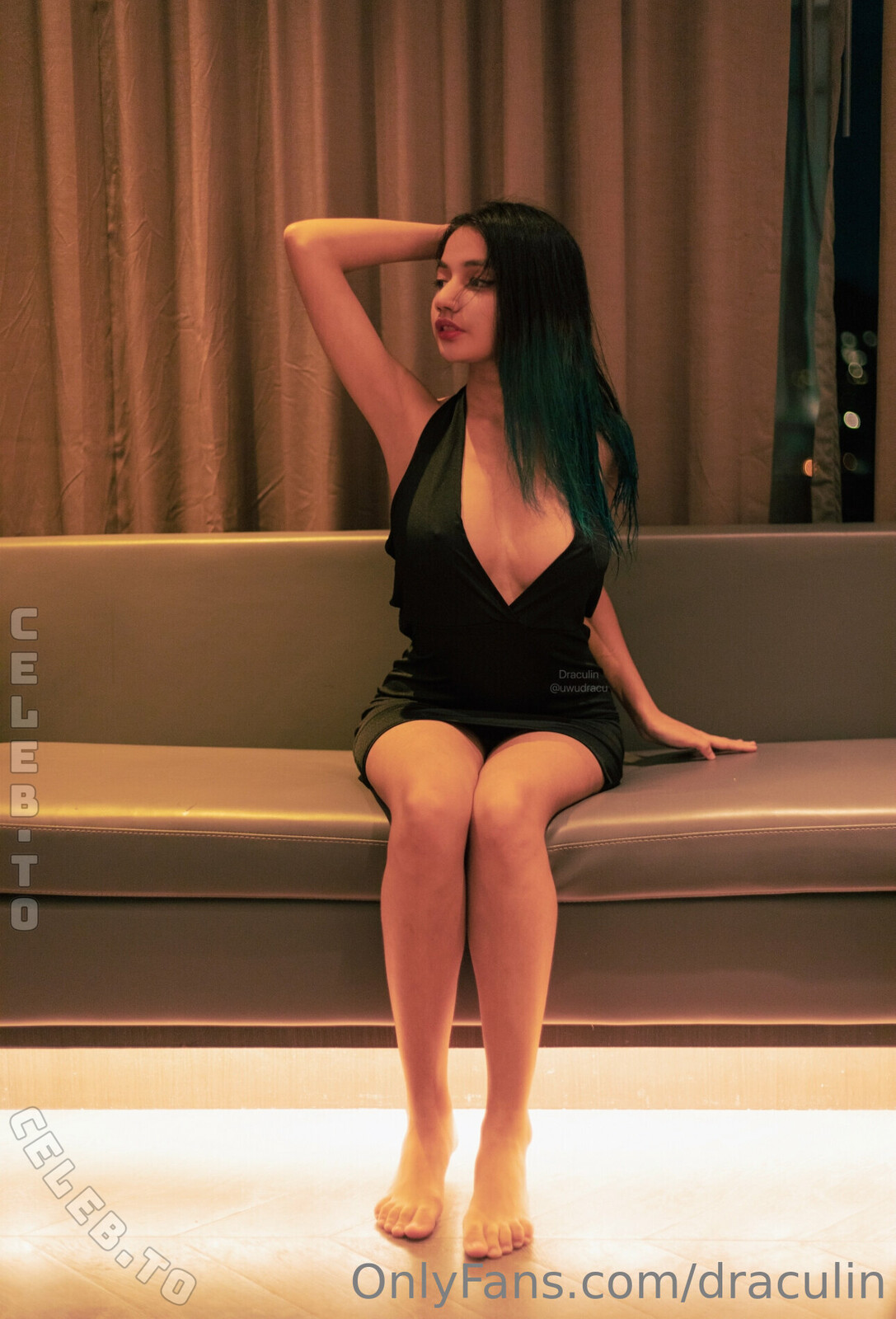 Draculin nude photo 7