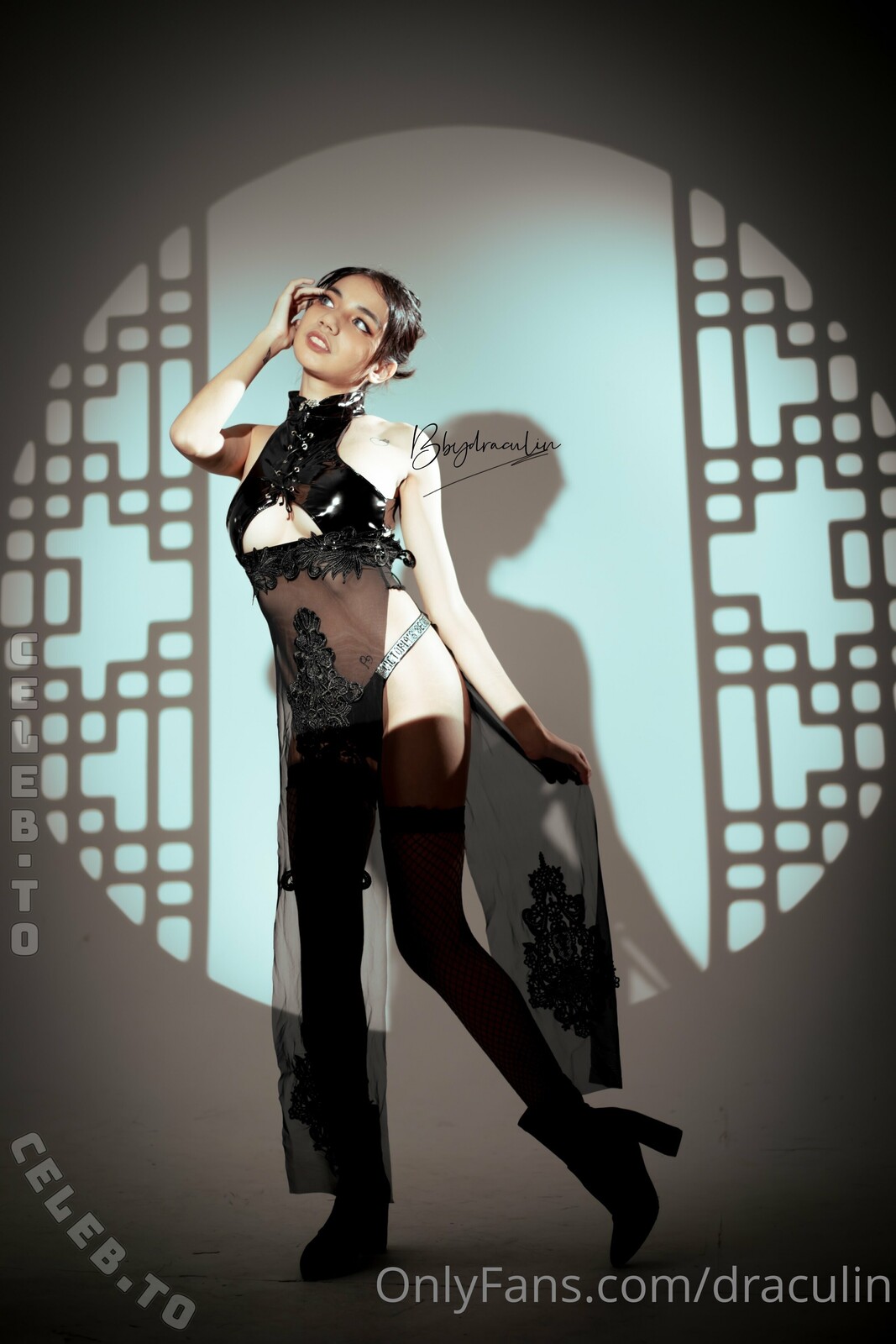 Draculin nude photo 5