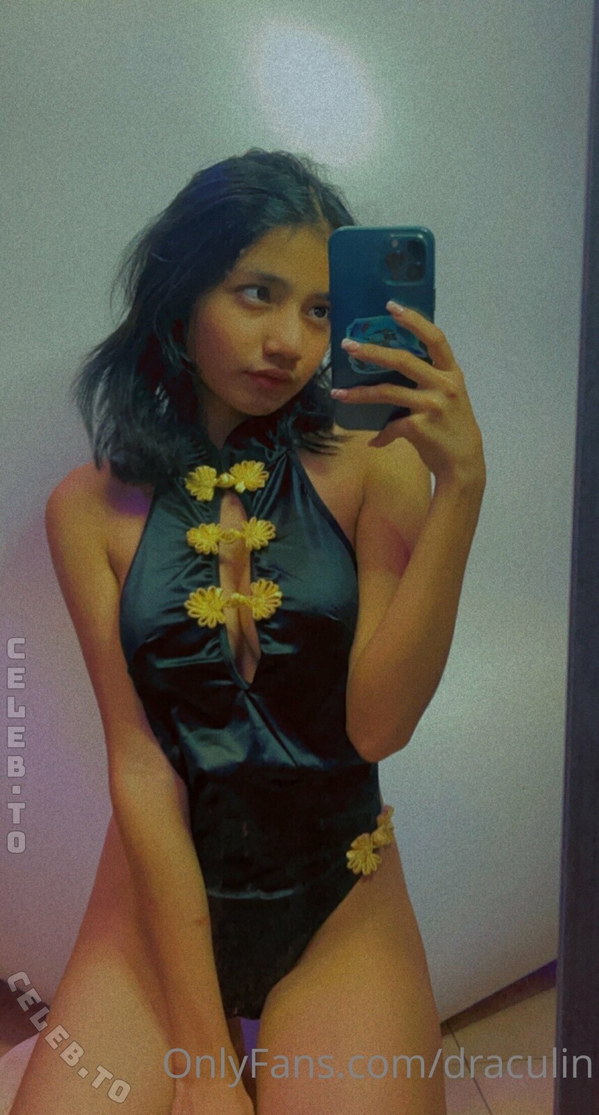 Draculin nude photo 6