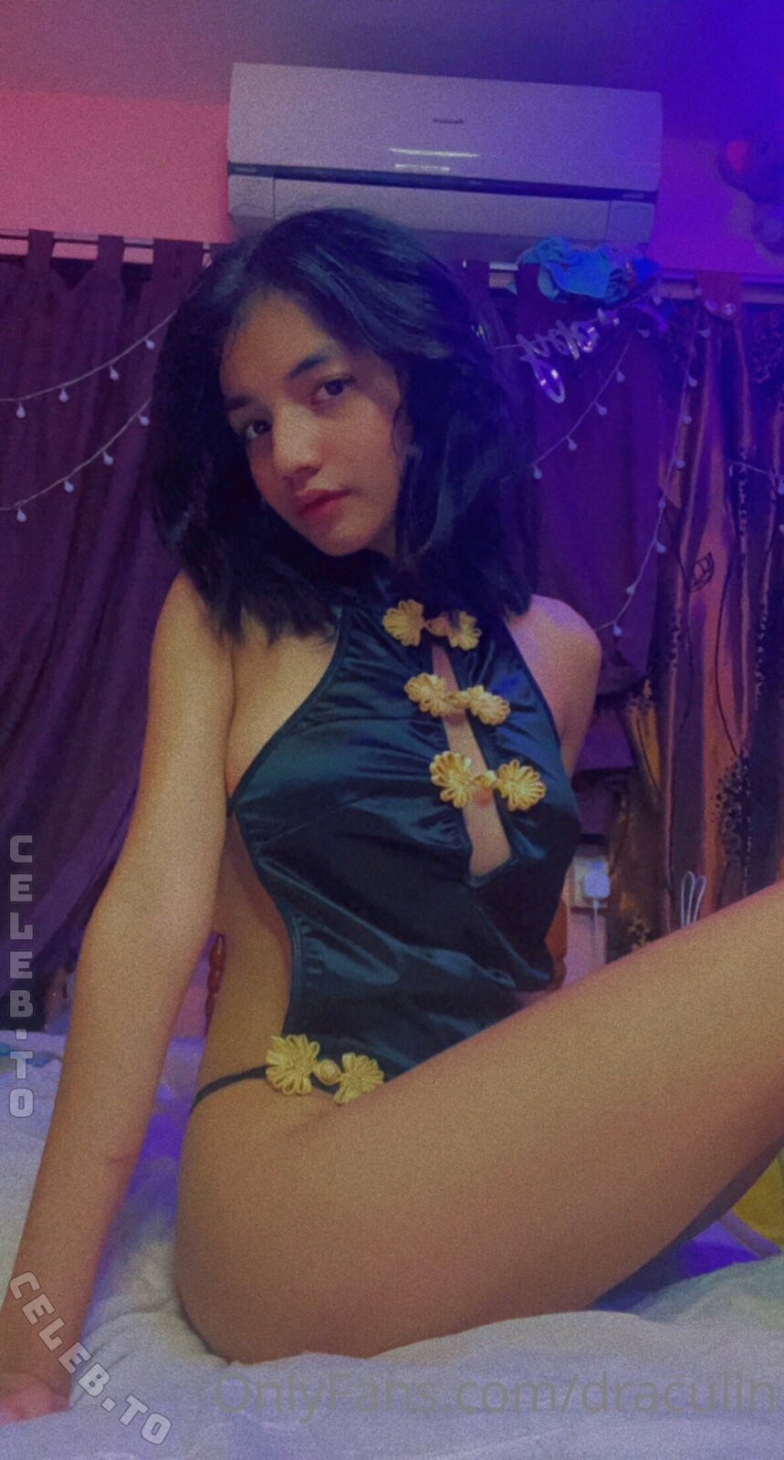 Draculin nude photo 7