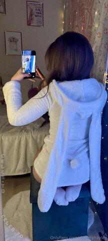 Dreamyhayley nude photo 71