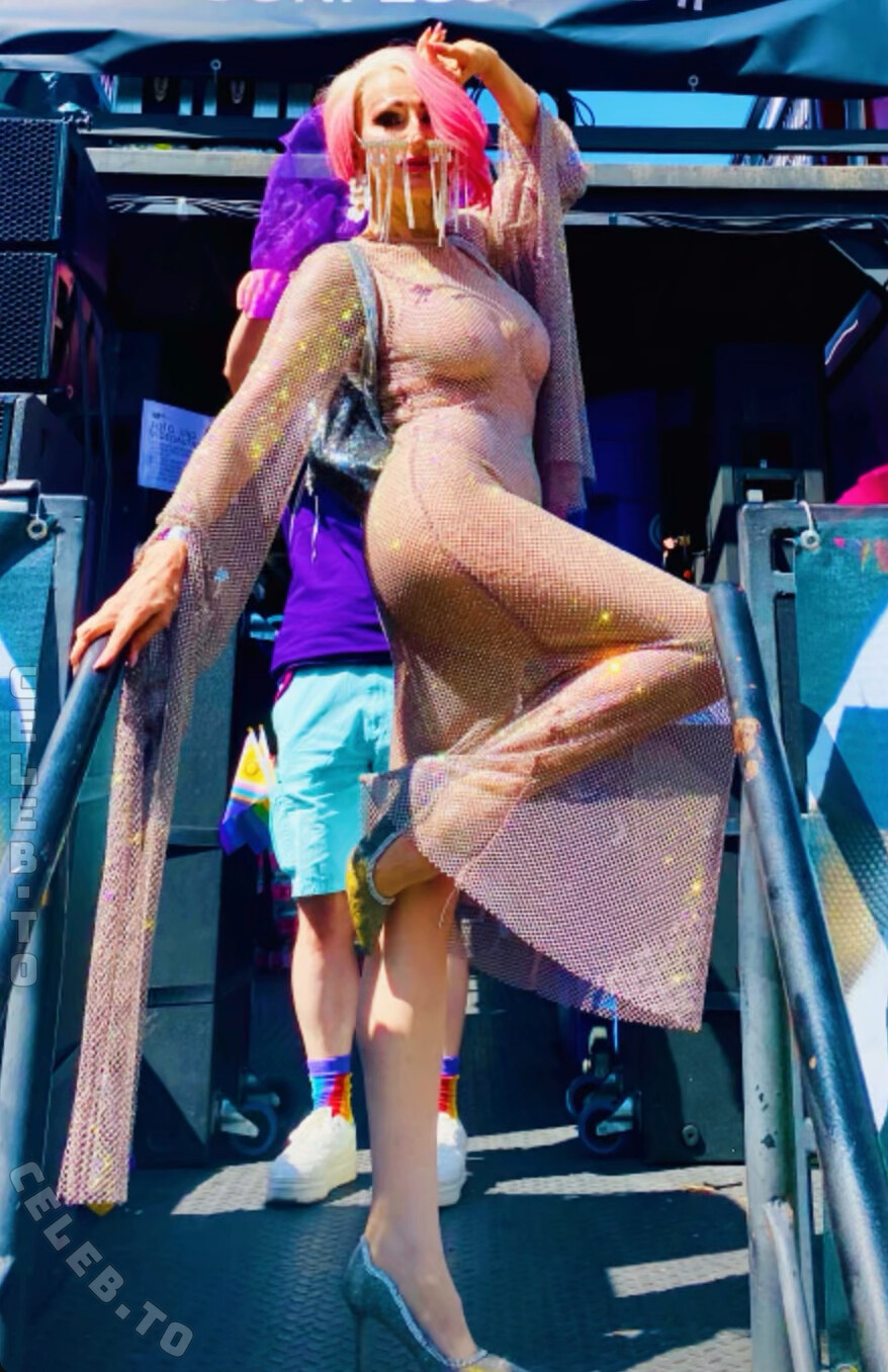 Désirée Nick nude photo 2