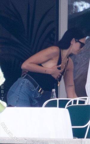 Dua Lipa nude photo 14
