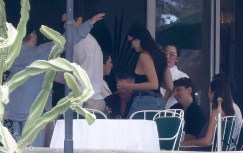 Dua Lipa nude photo 10