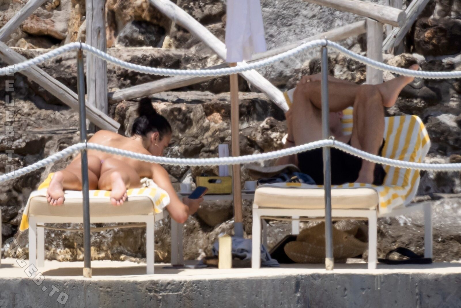 Dua Lipa nude photo 2