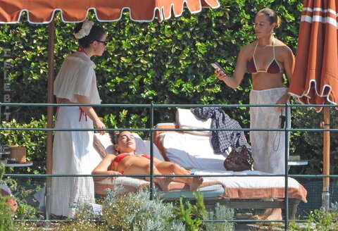 Dua Lipa nude photo 142